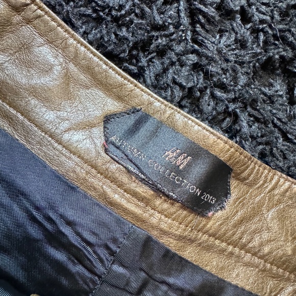 Brown leather studded hot shorts from H&M - Picture 6 of 12